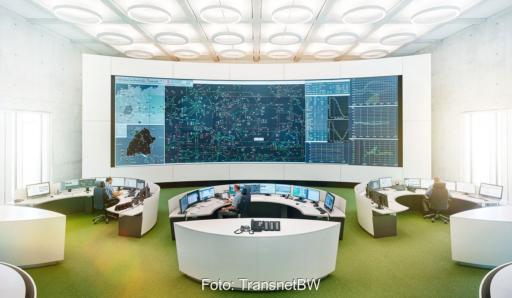 Die Übertragungsnetzbetreiberin TransnetBW hat gemeinsam mit den Partnern im Projekt EV-Fleet einen Feldtest zur Regelleistung durch die E-Mobilität abgeschlossen.