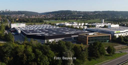Im Bild der Hauptsitz von Baywa re Solar Trade in Tübingen.