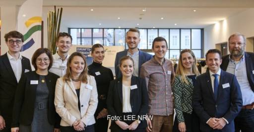 Im Bild die Mitglieder der Geschäftsstelle des Landesverbandes Erneuerbare Energien NRW, LEE NRW, Tanja König und Madeline Bode übernehmen gemeinsam die Geschäftsführung.