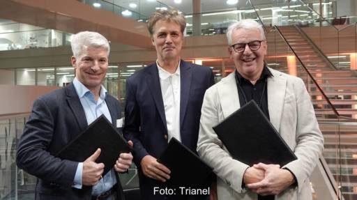 Im Bild Egmont Fröhlich und Herbert Muders die Trianel Energieprojekte Austria leiten und Trianel-Geschäftsführer Sven Becker.