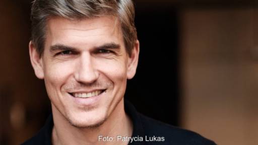 Im Bild Philipp Pausder, Gründer &amp; CEO von Thermondo, der den Einstieg in die Photovoltaik kommentiert.