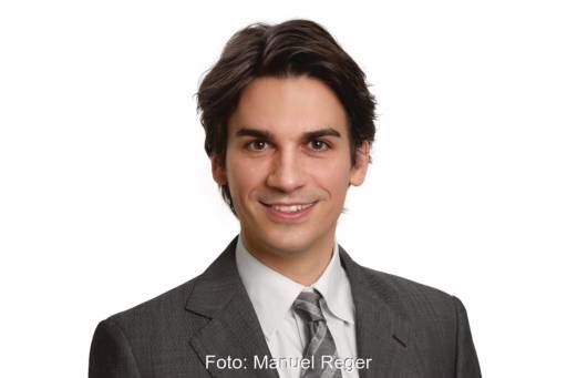 Das Foto zeigt ein Portrait von Max Wimmer