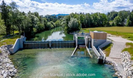 Im Bild ein Wasserkraftwerk, Wasserkraft fehlt in der neuen NRW-Wasserstrategie.
