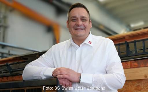 Im Bild Philipp Molnár, Geschäftsführer 3S Swiss Solar Solutions Germany GmbH.