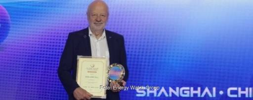 Im Bild Hans-Josef Fell, der den Global Solar Leaders Award erhalten hat.