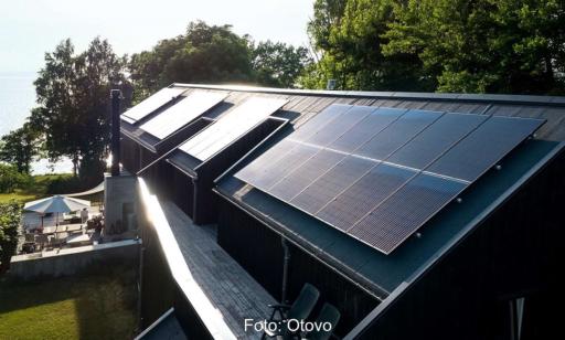 Die Solarplattform Otovo hat im dritten Quartal 2022 über Partnerbetriebe auf knapp 2.000 europäischen Dächern Photovoltaik-Anlagen installiert.