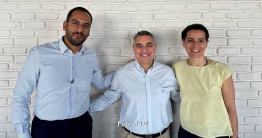 Im Bild Diomidis Dorkofikis (Foresight), Takis Sarris (Juwi Hellas) und Helene Dimitracopoulos (Mirova).