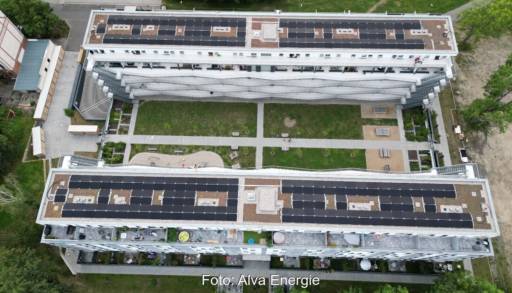 Im Bild eine Photovoltaik-Anlage in Berlin vom Mieterstromanbieter Alva Energie.