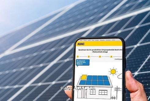 Im Bild eine App vom ADAC, der Automobilclub hat ein Städte-Ranking zur Förderung für Photovoltaik und Wärmepumpe erstellt.