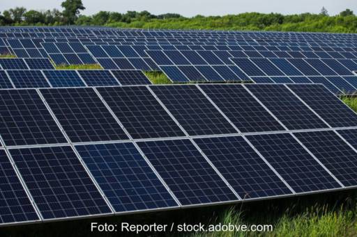 Close-Up auf eine Freiflächenanlage