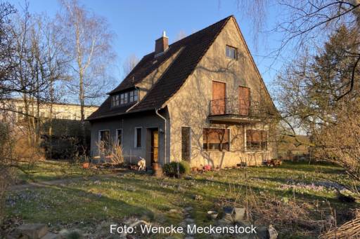 Symbolbild: Unsaniertes Haus aus den 50er-Jahren