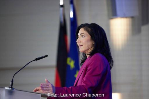 Die neue Bundeswirtschaftsministerin Katharina Reiche im Halbportrait.