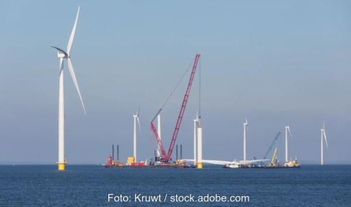 Im Bild der Bau eines Offshore-Windparks: Luxcara will auf geräuscharme Osonic-Technologie für Offshore-Windfundamente einsetzen.