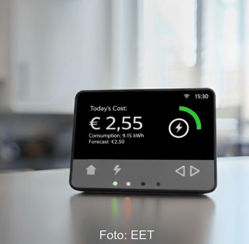 Handliches Gerät zeigt Stromverbrauch udn Kosten an.