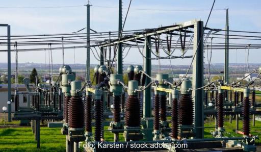 Eine Trafostation im Stromnetz, der BDEW-Musterwortlaut TAB Mittelspannung soll die technischen Anschlussbedingungen auf Mittelspannungsebene harmonisieren.