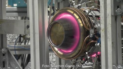 Die kompressorlose Wasserstoff-Gasturbine in einem Laboraufbau am KIT.