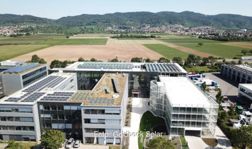 Der Firmensitz von Goldbeck Solar, zur Intersoalr Europe 2026 zeigt das Unternehmen Lösungen zur Automatisierung beim Solarparkbau, für Batteriegroßspeicher, Agri-PV und Cybersicherheit.