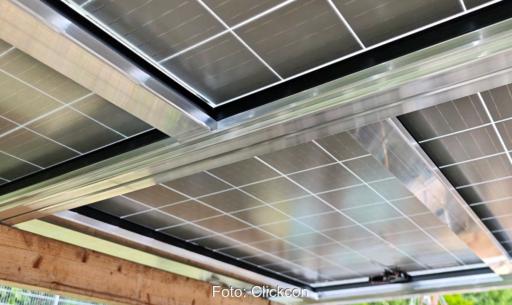 Eine Photovoltaik-Überdachung mit dem neuen Photovoltaik-Indach-Montagesystem von Clickcon.