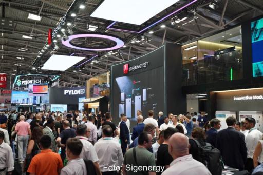 Messestand des Anbieters Sigenergy auf der Intersolar 2026