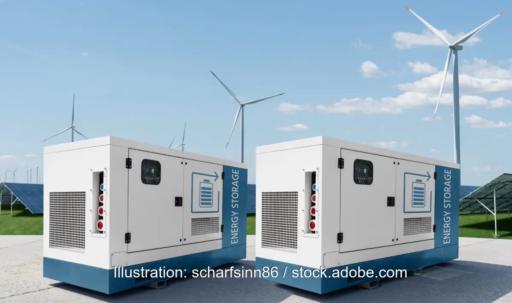 Photovoltaik-Module, Windenergieanlagen und Batteriespeicher-Container, der BVES fordert, regulatorische Entscheidungen für die Marktintegration von Stromspeichern anzugehen.