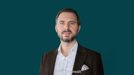 Portrait des neuen Solarwatt-Vertriebsleiters Fermin Bustamante.