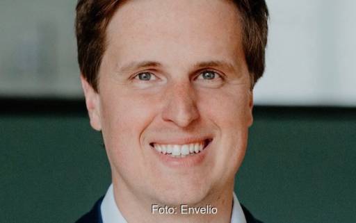 Im Bild Dr. Simon Koopmann, CEO von Envelio, dessen Unternehmen die Software IGP für den Netzanschluss von Photovoltaik-Anlagen entwickelt hat.