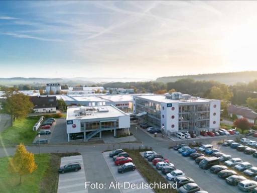 Firmenzentrale in einem Gewerbegebiet.