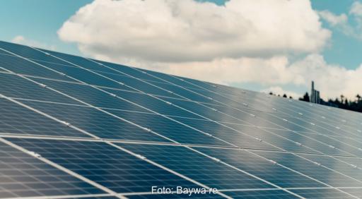 Der britische L&amp;G NTR Clean Power Fund hat drei Solarkraftwerke in Spanien mit einer Gesamtleistung von 115 MW von Baywa re übernommen.