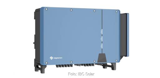 Im Bild ein Photovoltaik-Wechselrichter der Marke Solplanet, den IBC Solar ins Portfolio aufgenommen hat.